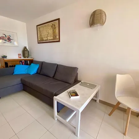 Casa Del Mar, Sunny Ocean View Right At The Beach!