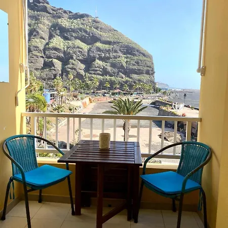 Holiday home Casa Del Mar, Sunny Ocean View Right At The Beach! Los Llanos De Aridane