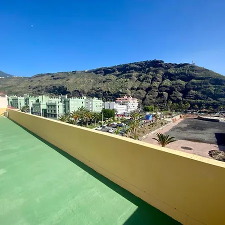 Holiday home Casa Del Mar, Sunny Ocean View Right At The Beach!